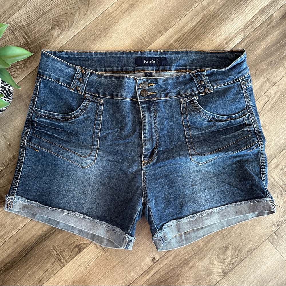 Karen T frayed cuffed denim shorts size 22